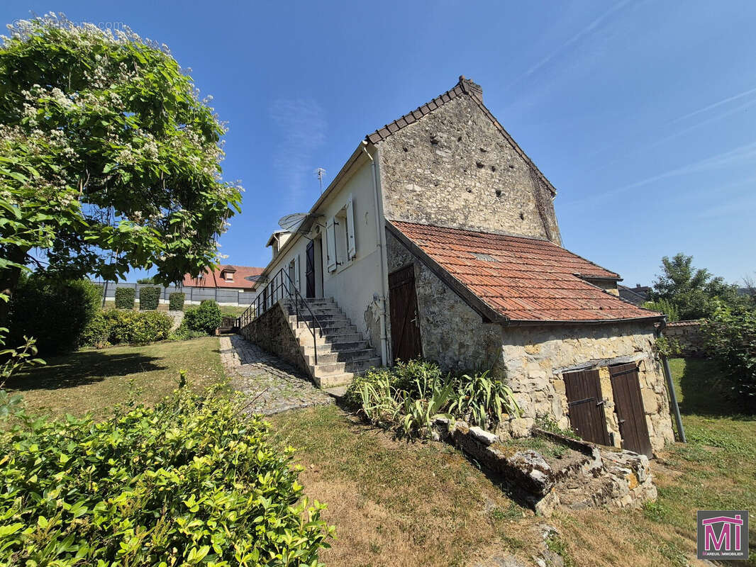 Maison 90 m² à La Ferte-Milon  - photo 9