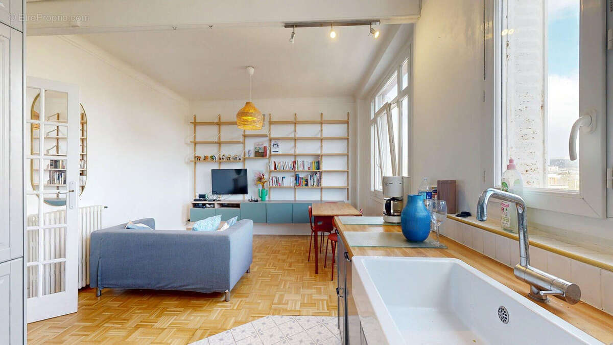 Appartement à NANTERRE