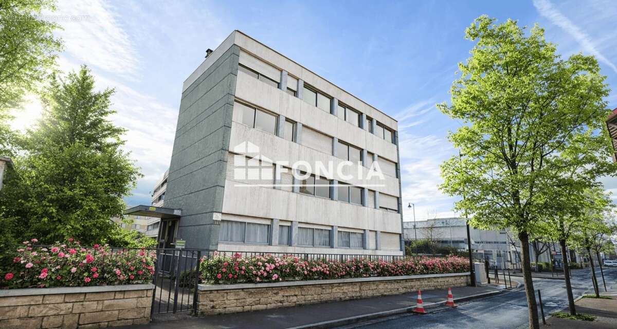Appartement à RUEIL-MALMAISON