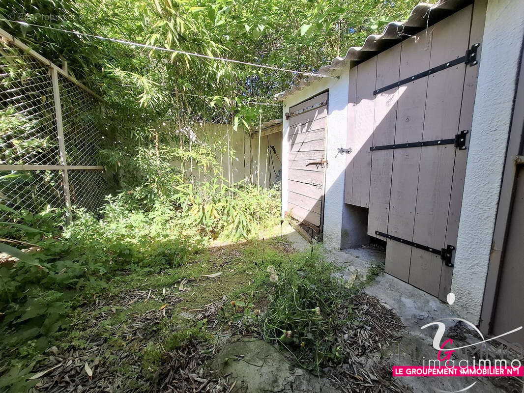 Dans un environnement exceptionnel, boisé, découvrez cette bâtisse de 1869, de plus de 200 m2 de surface utile - photo 15