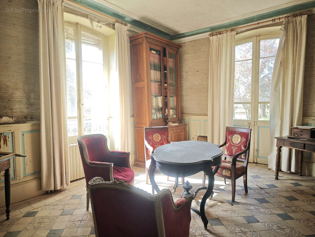 Maison à CHATILLON-EN-BAZOIS