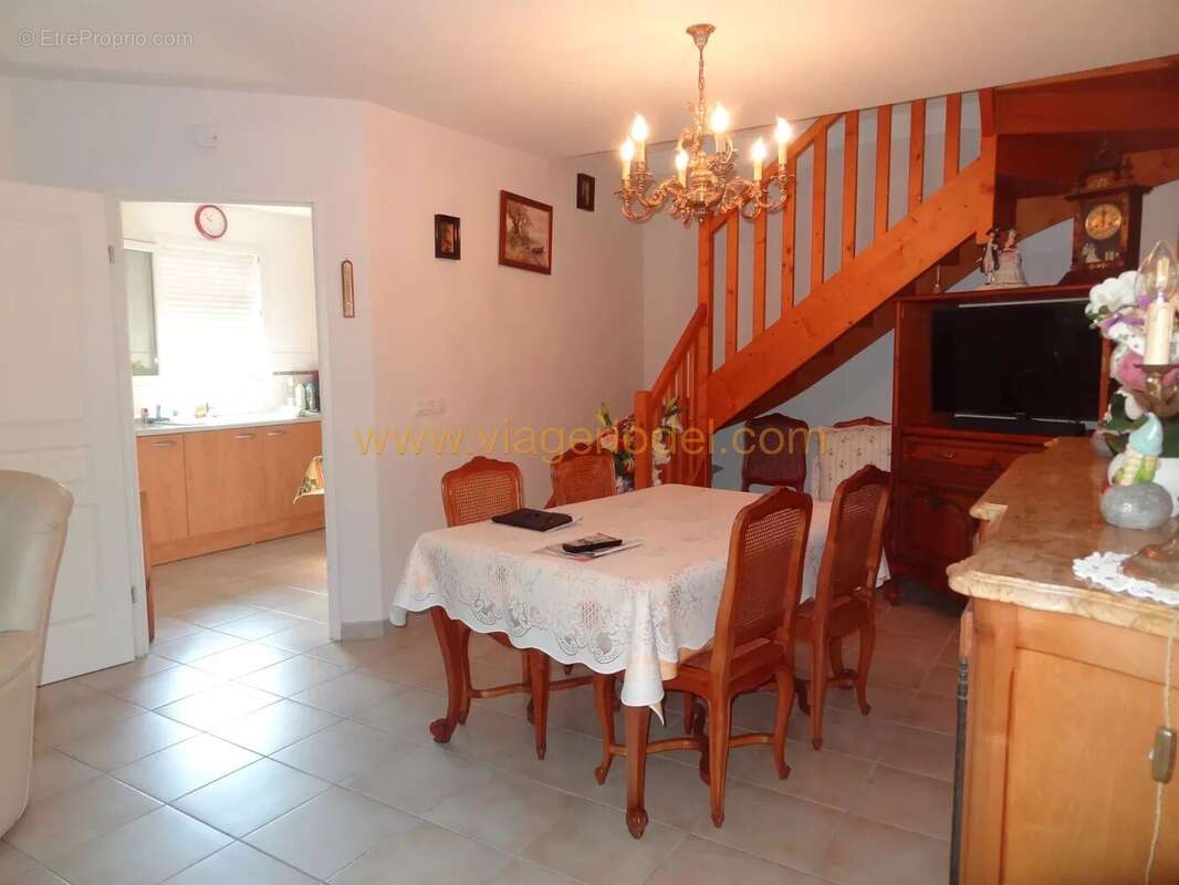 Maison à MONTAGNAC