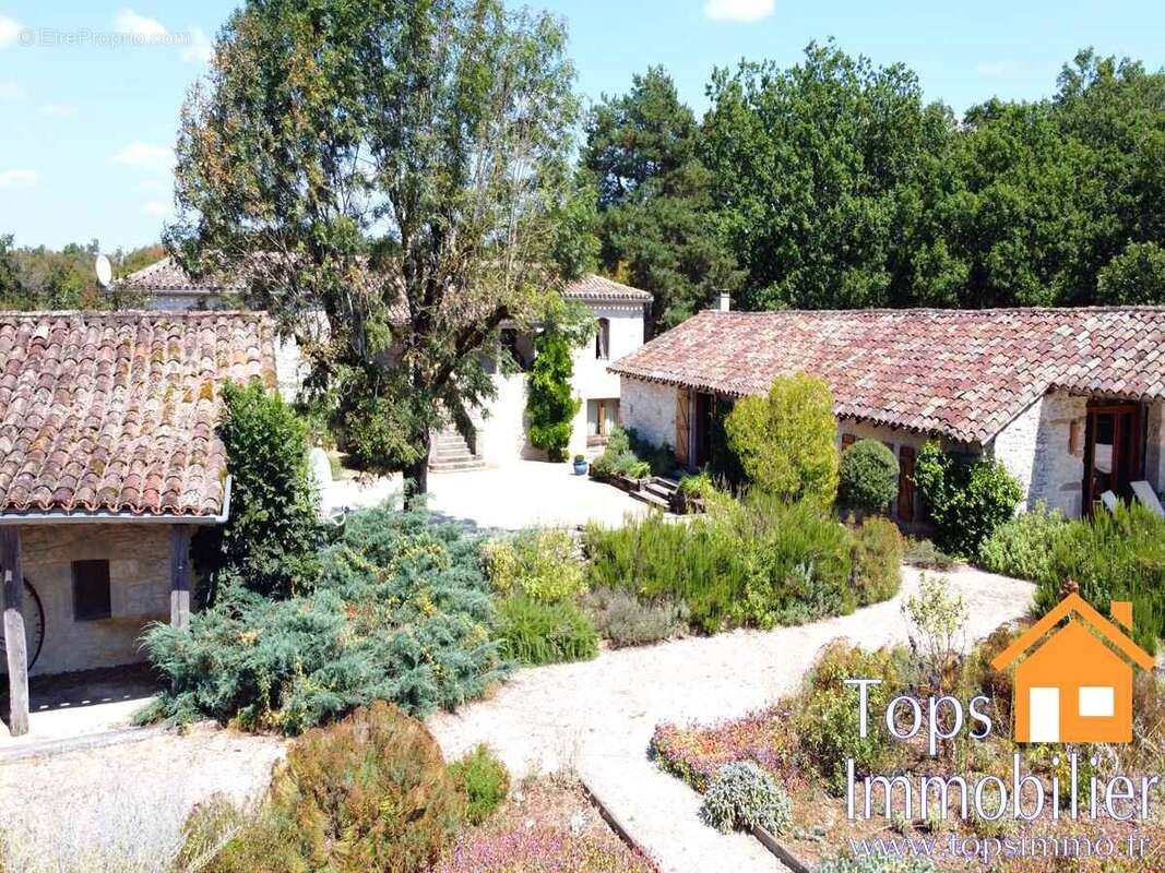 Maison à SAINT-ANTONIN-NOBLE-VAL