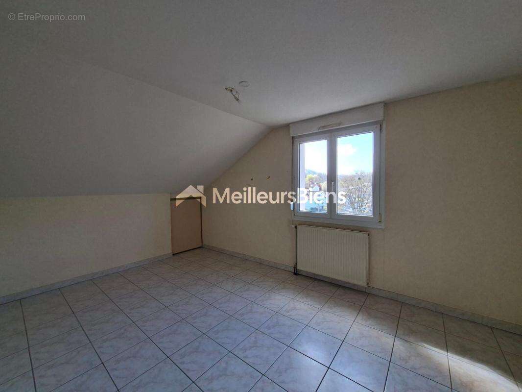 Appartement à ECHENOZ-LA-MELINE