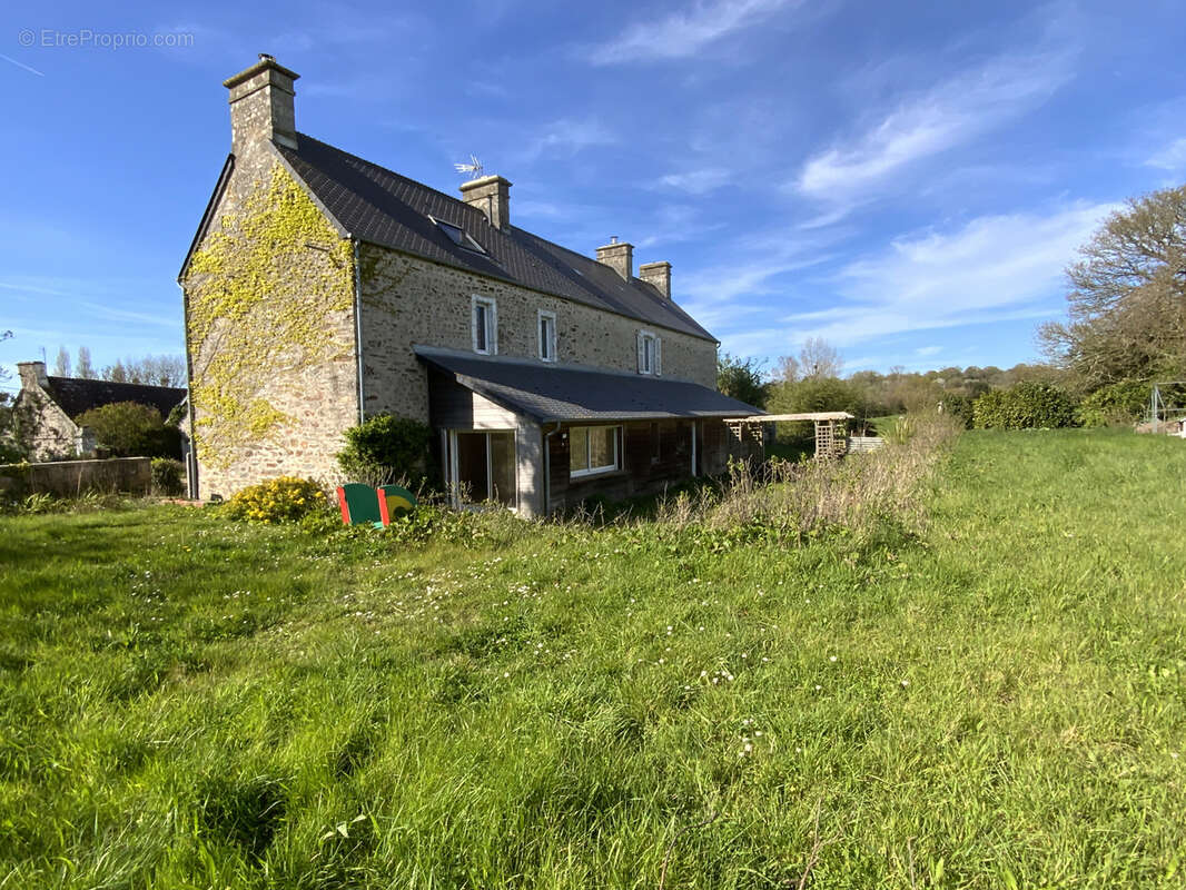 Maison à CRASVILLE