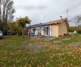 Maison à SAINT-CHRISTOLY-DE-BLAYE