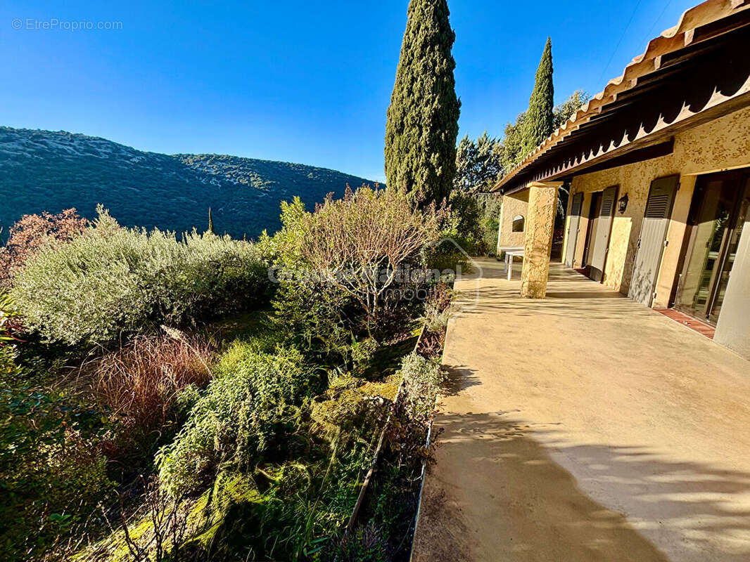 Maison à SAINT-MARTIN-D'ARDECHE