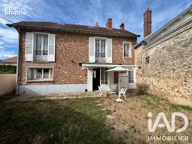 Photo 1 - Maison à LA CELLE-LES-BORDES