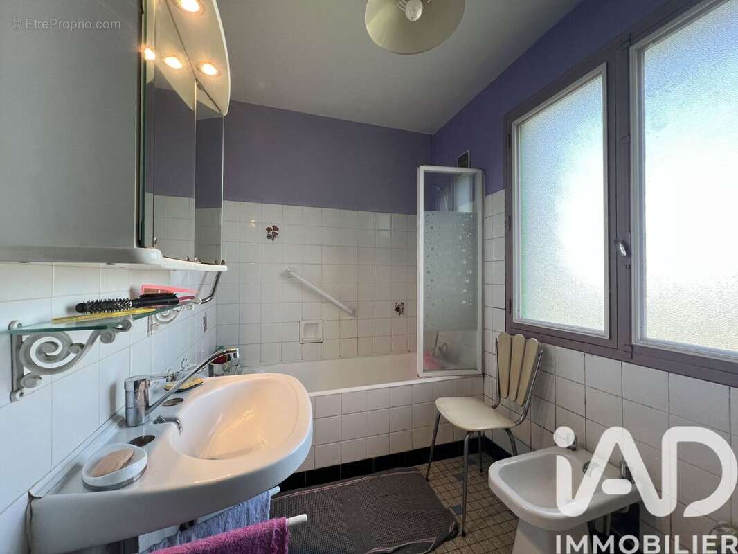 Photo 5 - Maison à BRANNE