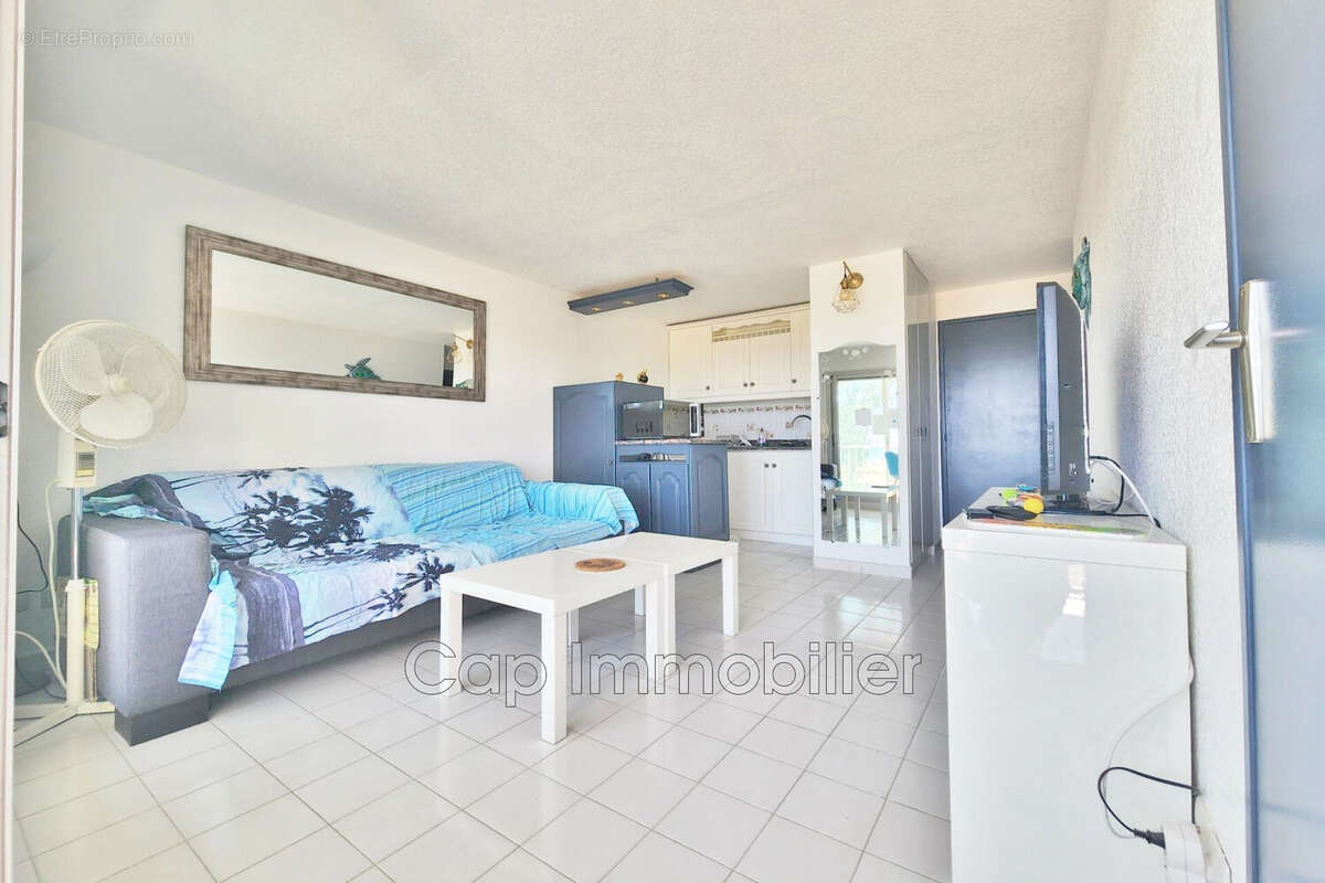 Appartement 25 m² à Agde  - photo 5