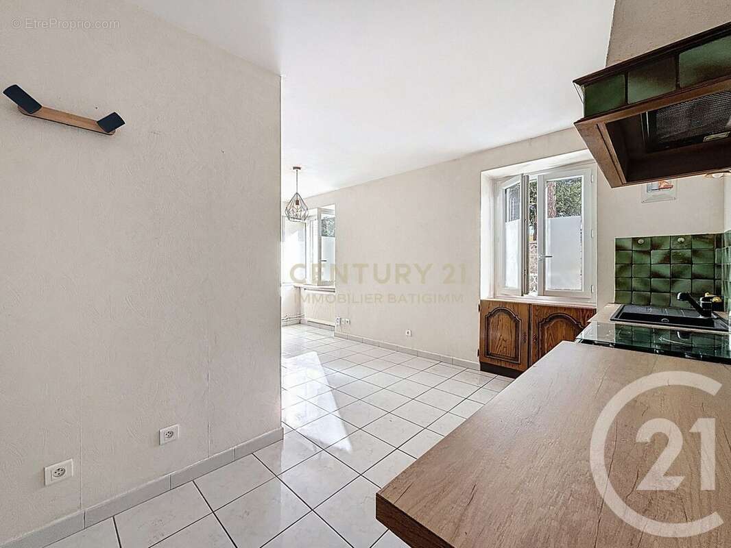 Maison à BOURGOIN-JALLIEU