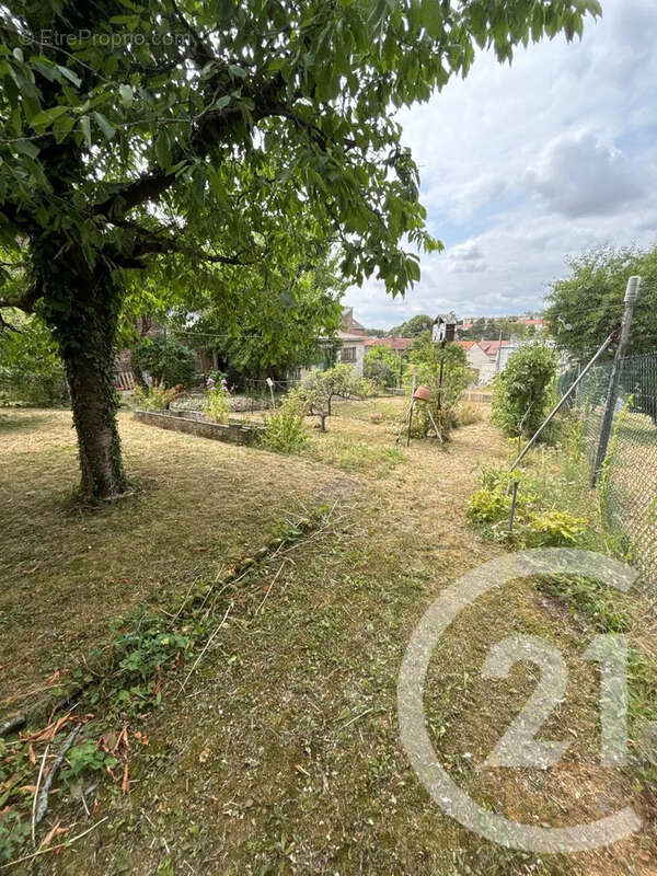 Maison 82 m² à Saint-Quentin  - photo 16