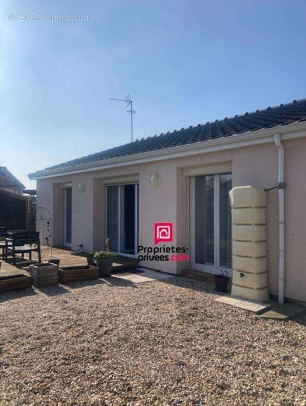 Maison à YERVILLE
