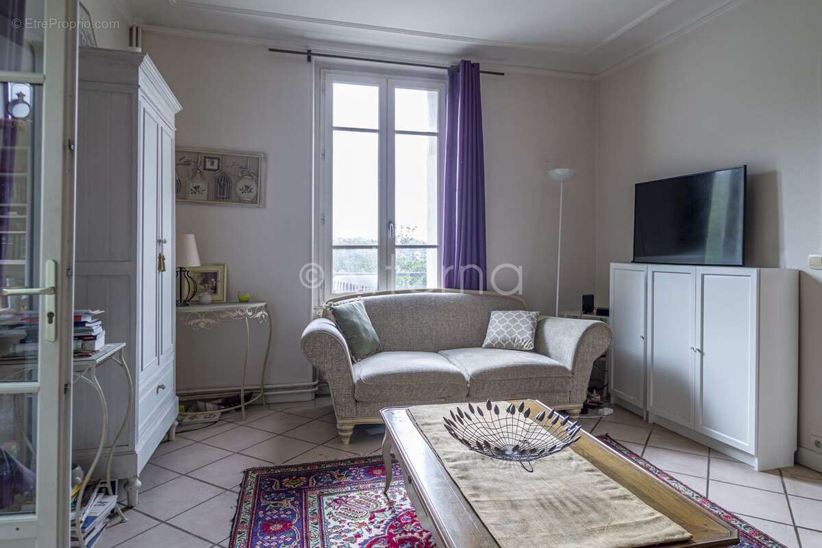 Maison à HARDRICOURT