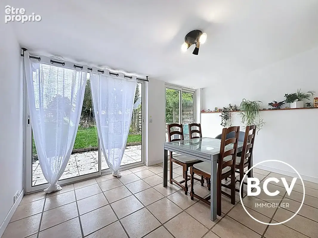 Maison 8 pièces de 251 m² sur un terrain de 1 460 m² - photo 14