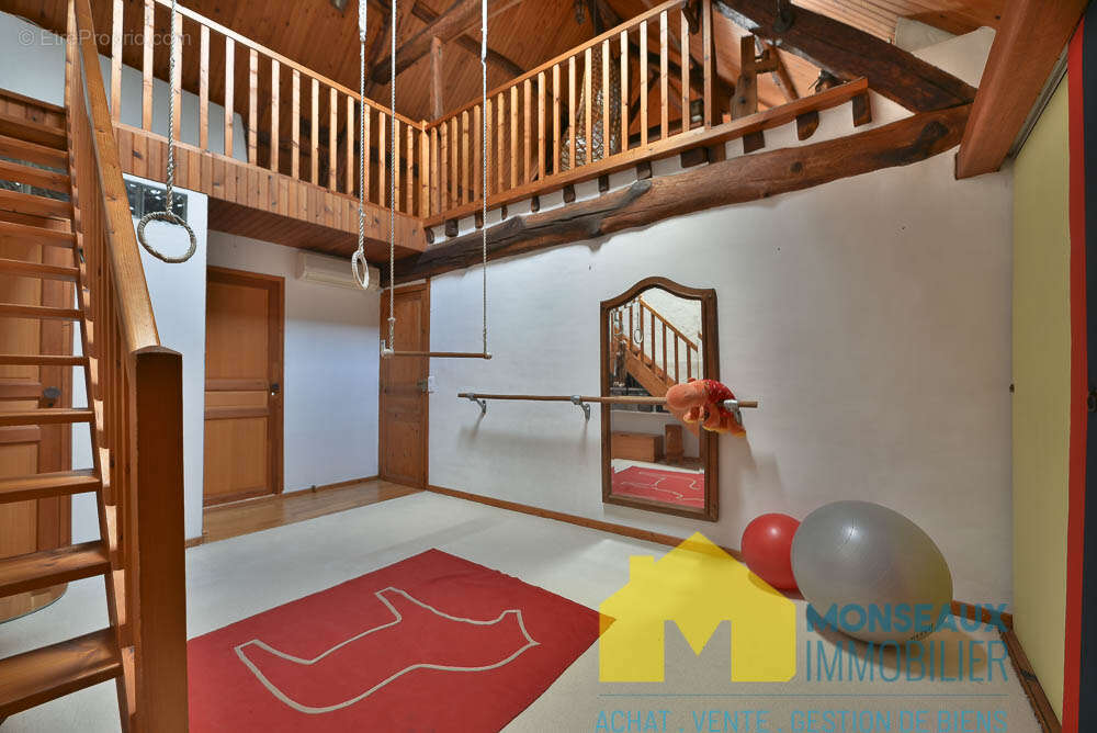 Maison à BALLAINVILLIERS