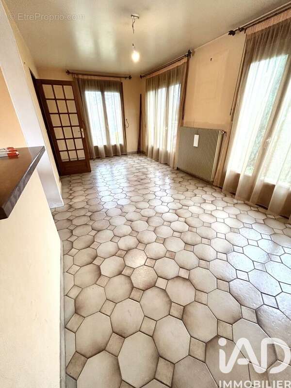 Photo 3 - Maison à ORSAY