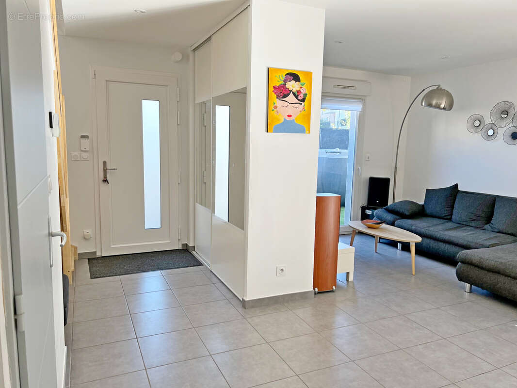 Maison à POLLIONNAY