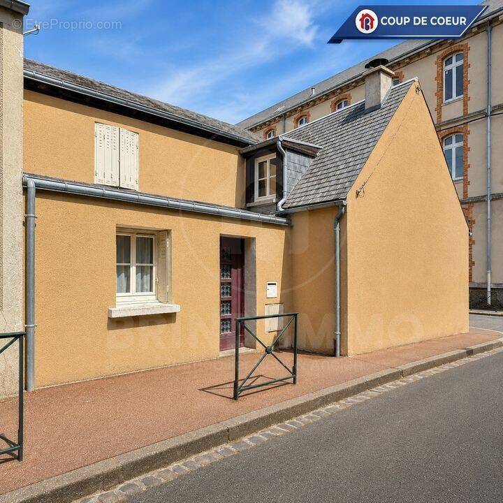 Maison à ETAMPES