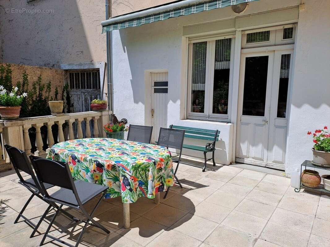Maison 114 m² à Romans-Sur-Isere  - photo 4