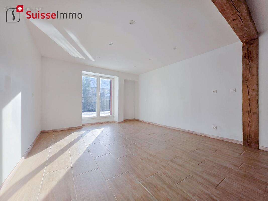 Maison à L'ISLE-SUR-LE-DOUBS