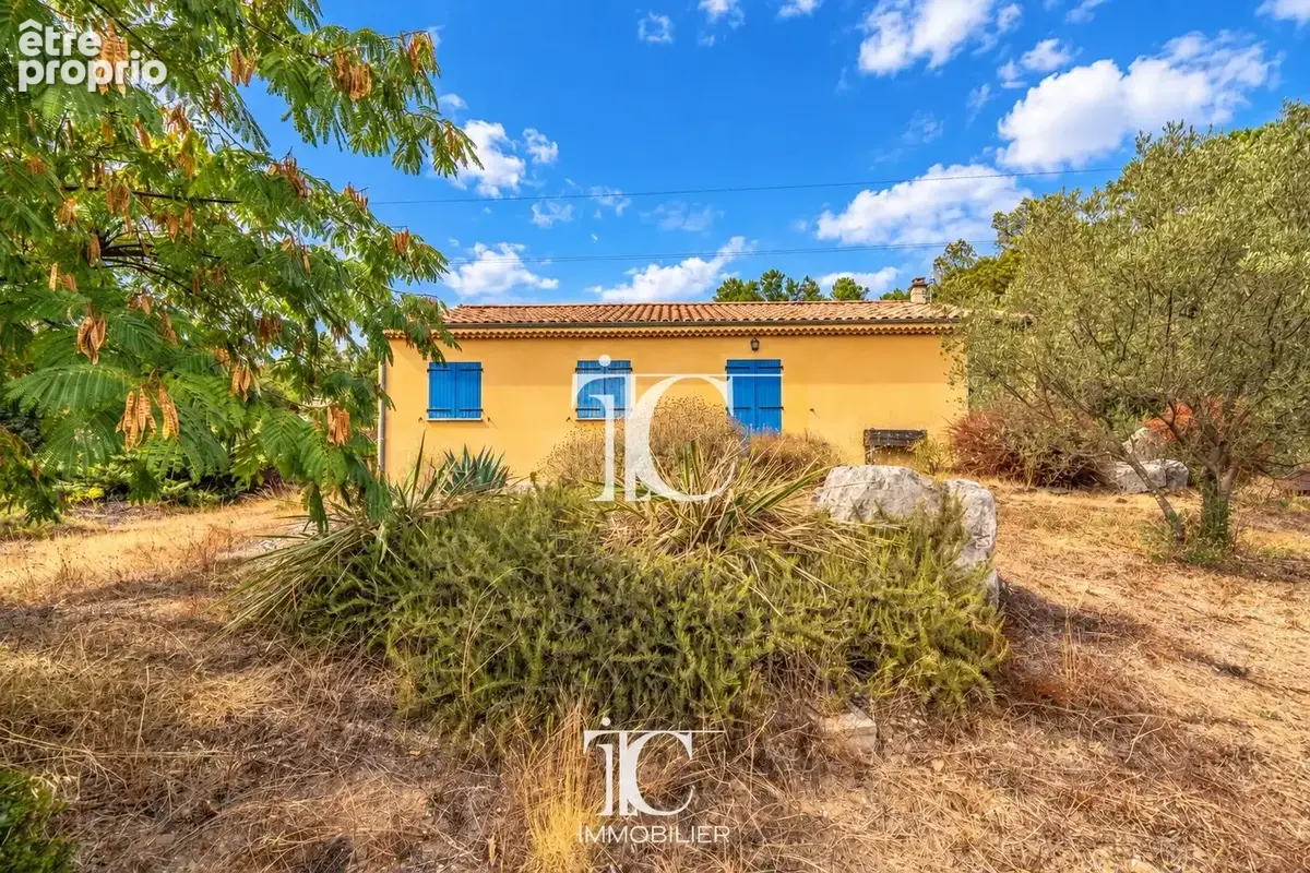 Villa 97m² sur 4203m² de terrain avec un chalet et dependances - photo 4