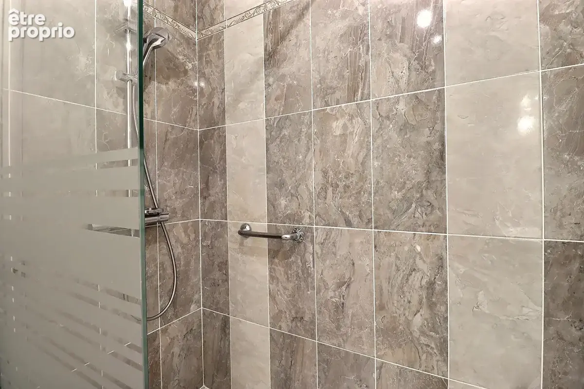Appartement Chambery 3 pièce(s) 73 m2 - photo 8