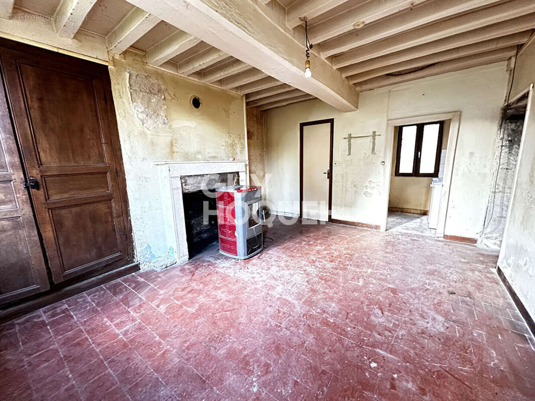 Maison à VIC-SUR-AISNE