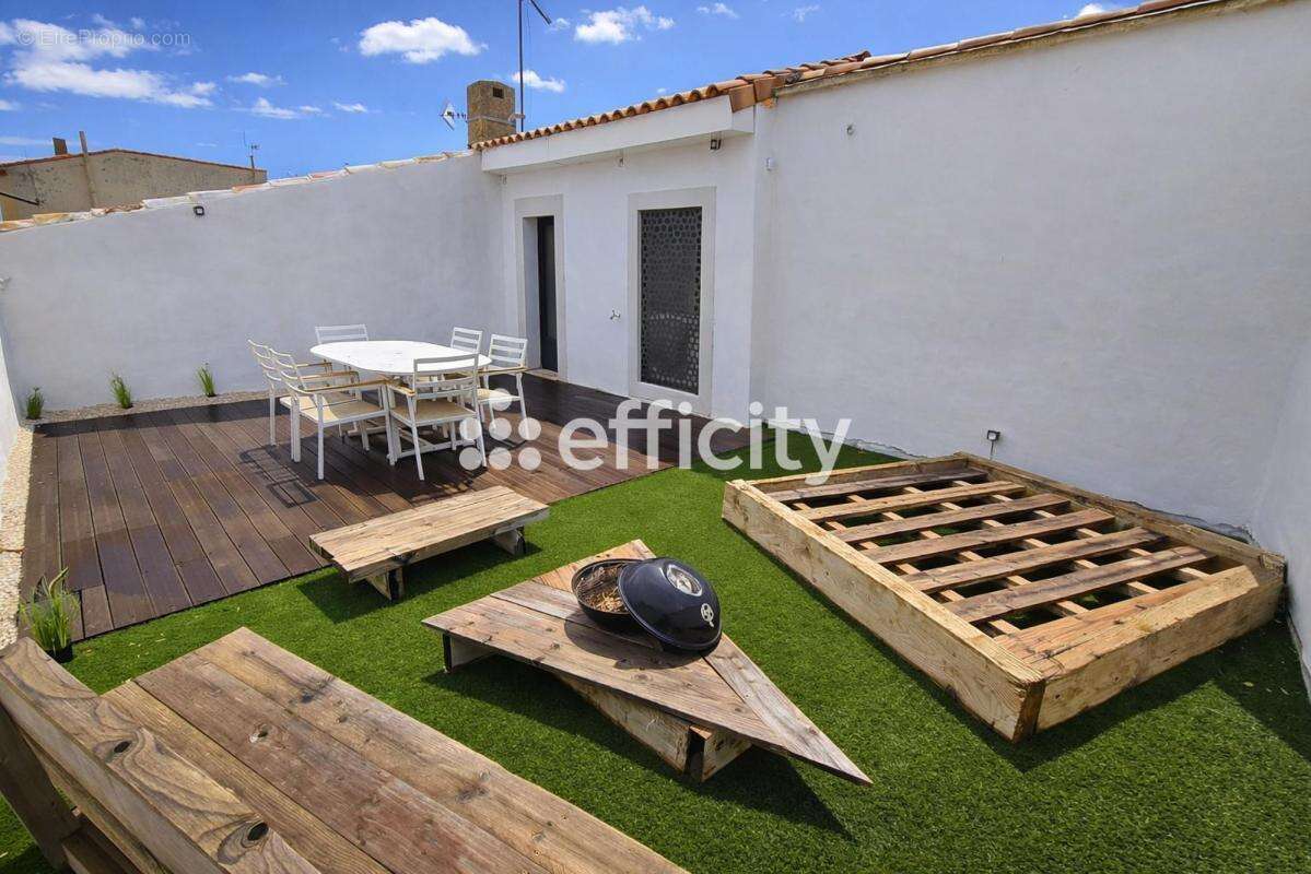 Maison à COLOMBIERS