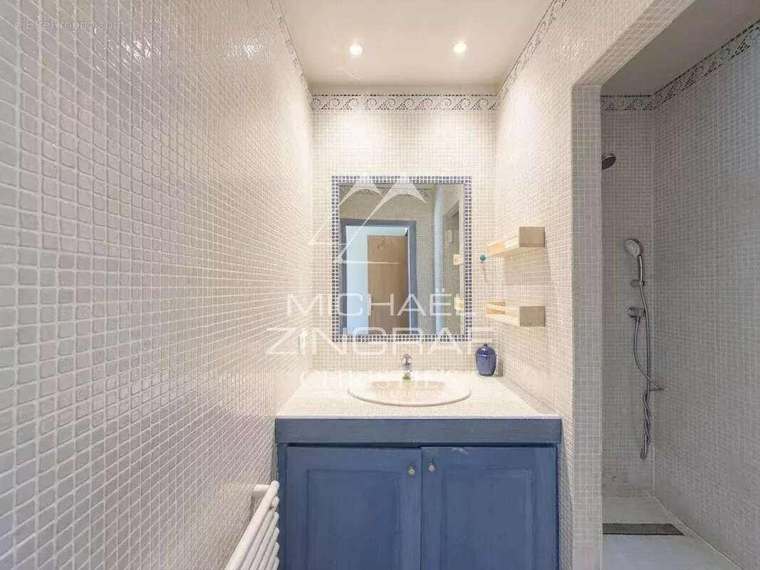 Aix-en-Provence – Propriété avec piscine au coeur d'un écrin de verdure - photo 21