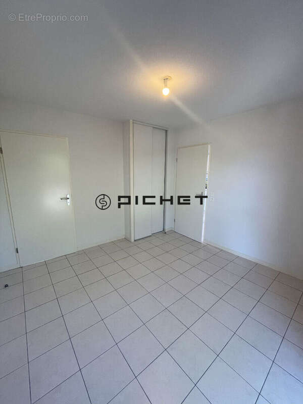 Appartement à SAINT-JEAN-D&#039;ILLAC