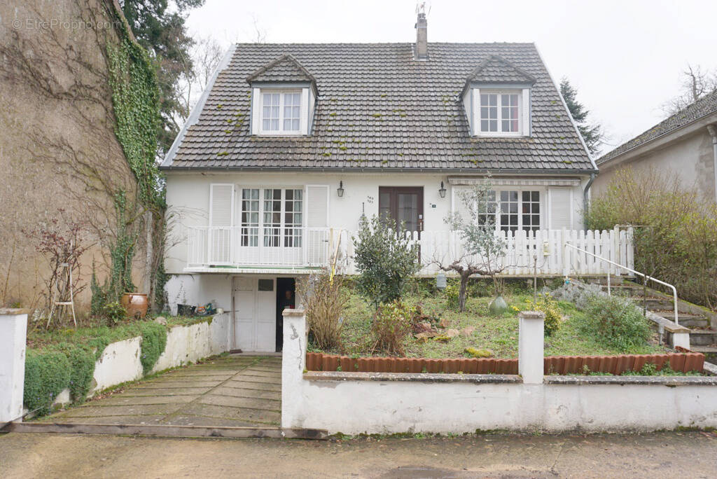 Maison à LAPALISSE