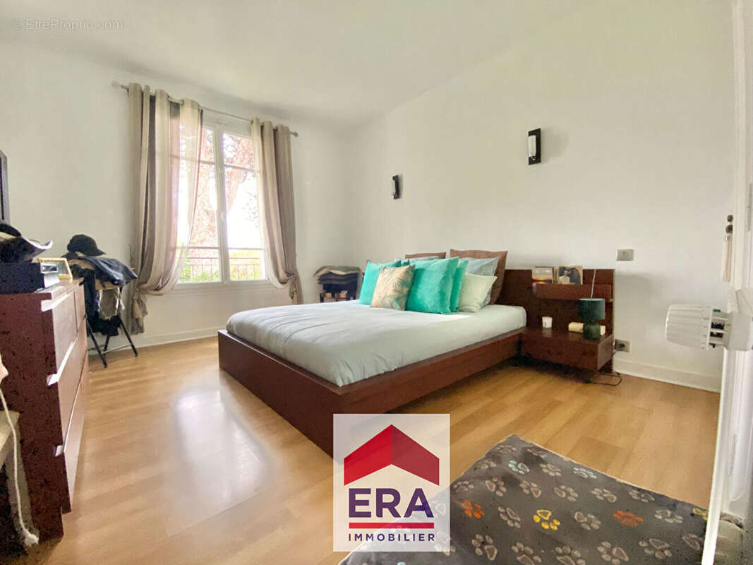 Maison à SARTROUVILLE