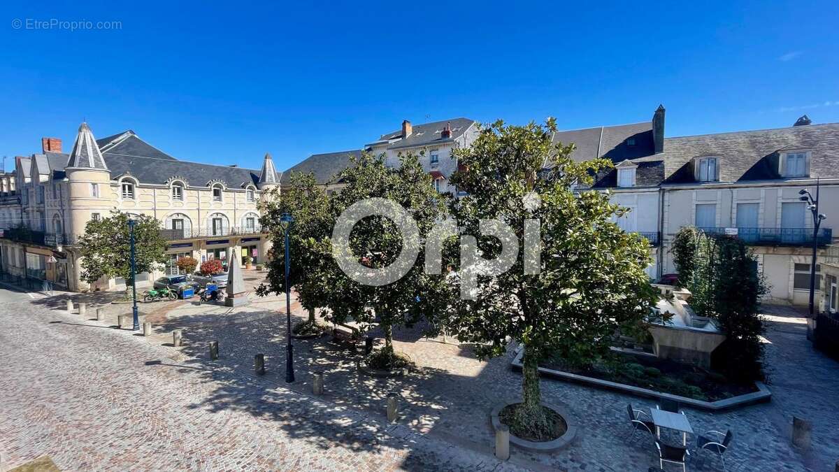 Appartement à TERRASSON-LAVILLEDIEU