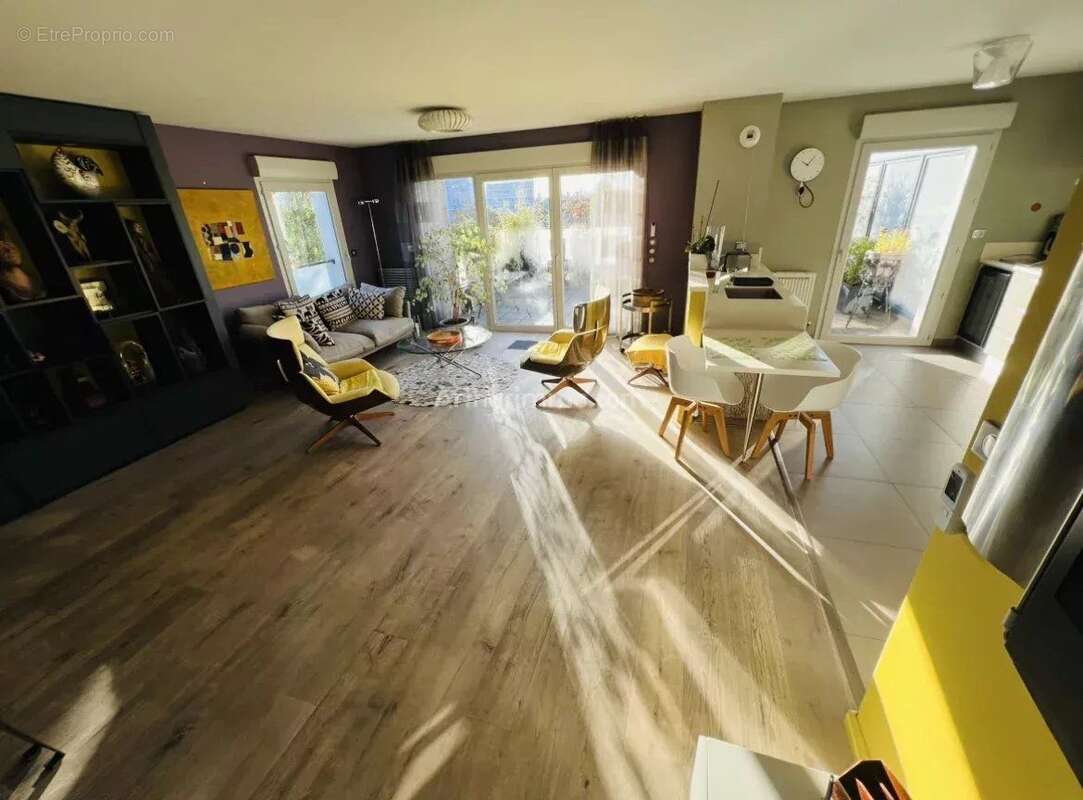 Appartement à MONS-EN-BAROEUL