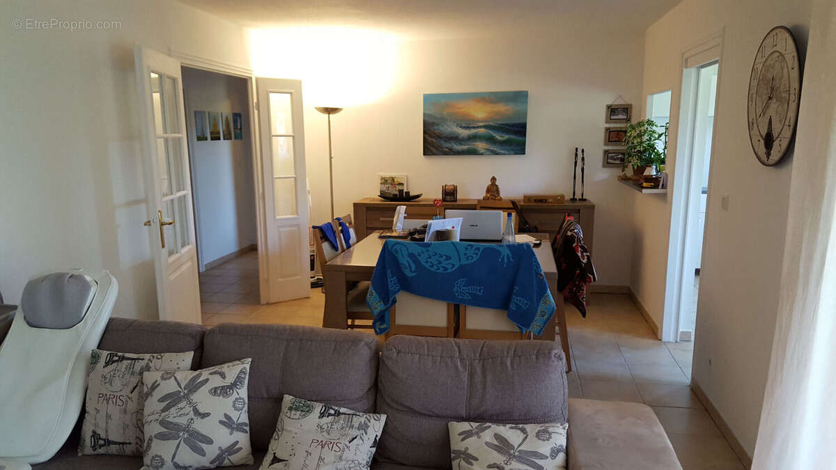 Appartement à FREJUS