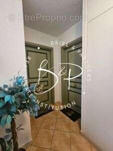 Appartement à LORGUES