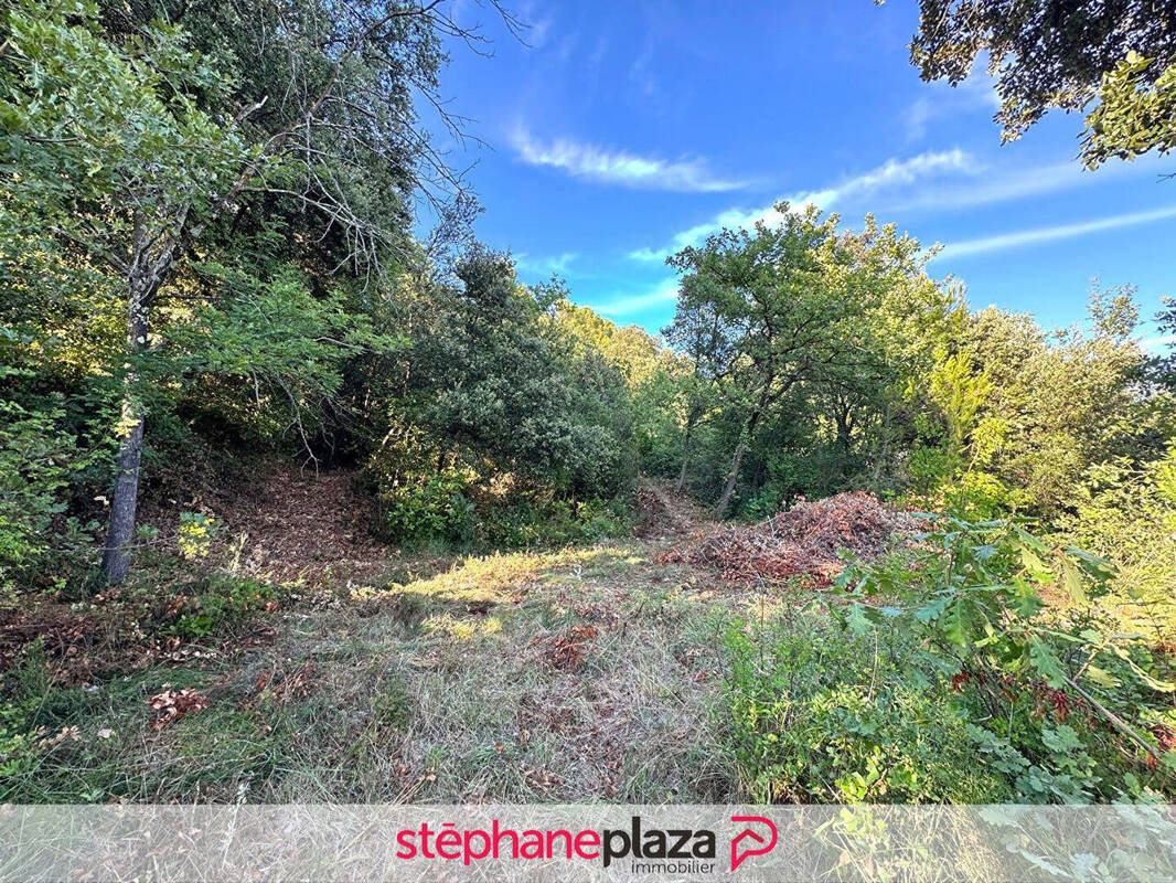 Terrain à BAGNOLS-SUR-CEZE