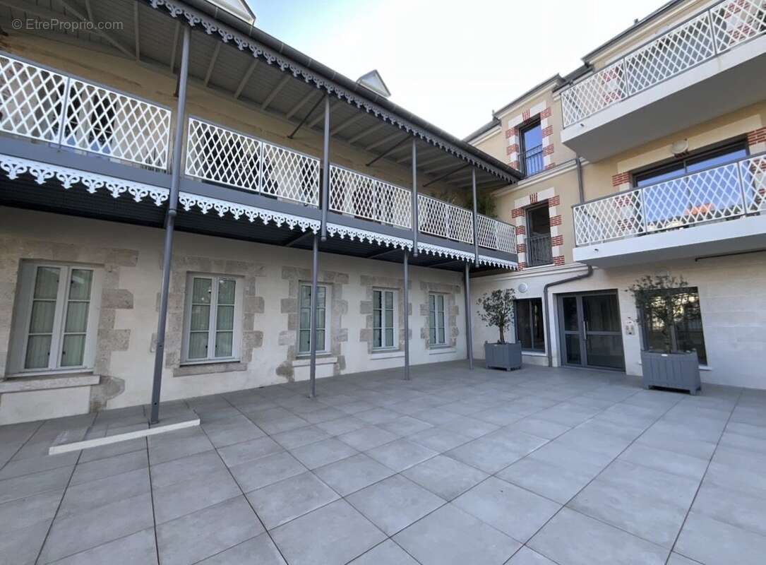 Appartement à OLIVET