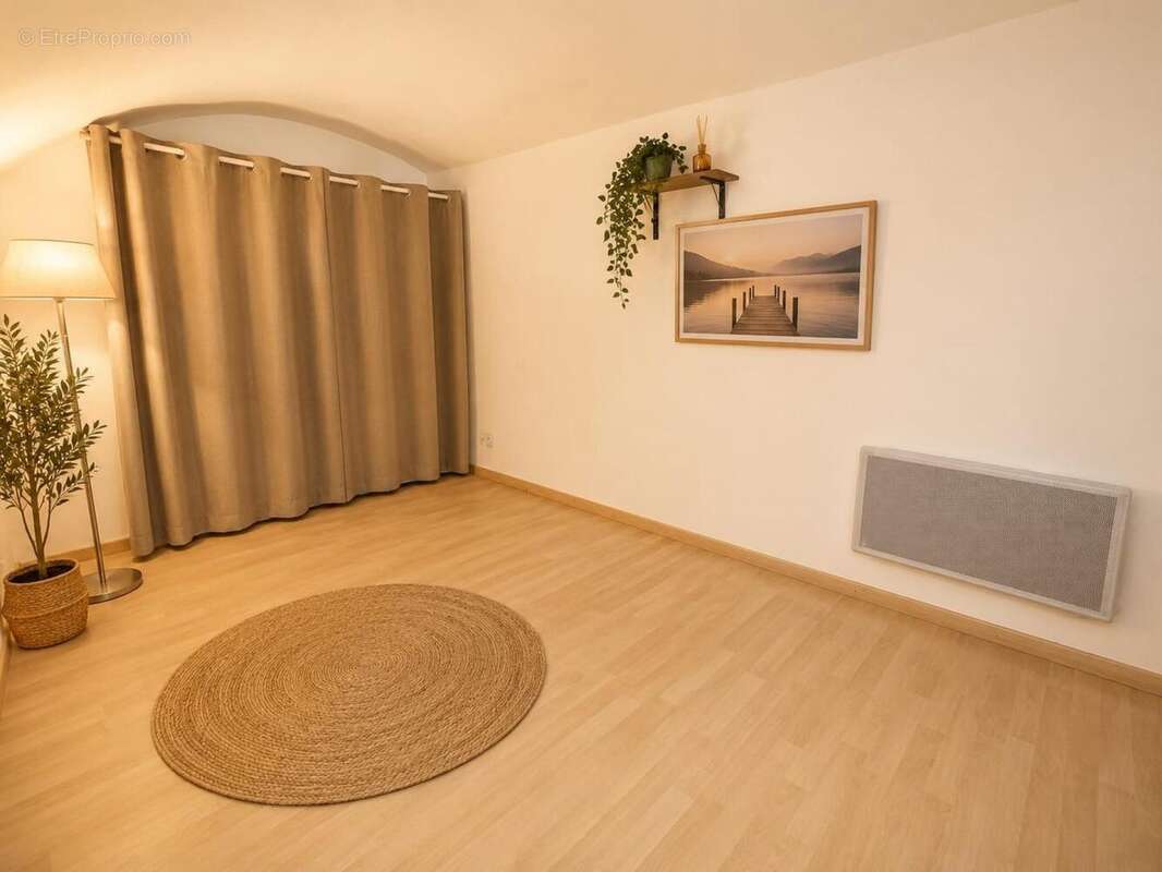 Photo 5 - Appartement à BERRE-LES-ALPES