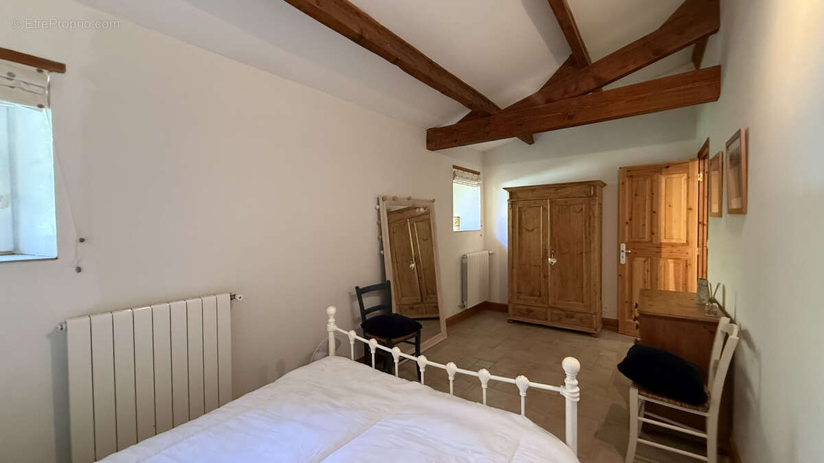 Maison à MORTAGNE-SUR-GIRONDE