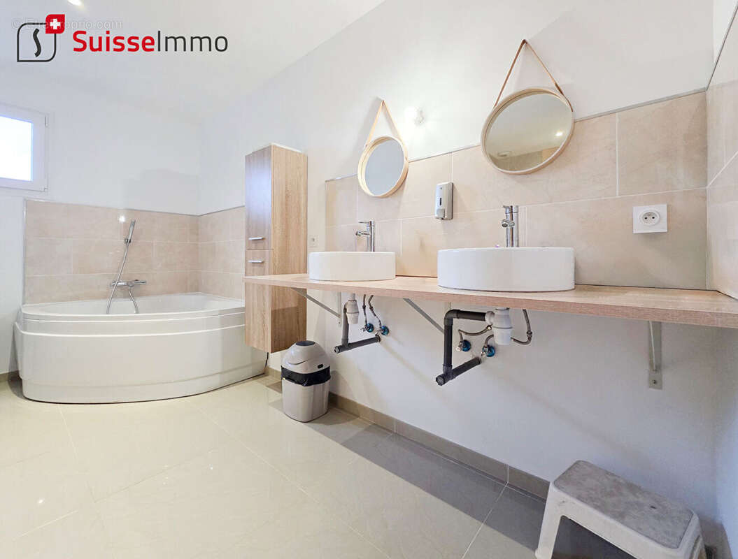 Maison d'architecte L Isle Sur Le Doubs 6 pièce(s) 164 m2 - photo 14