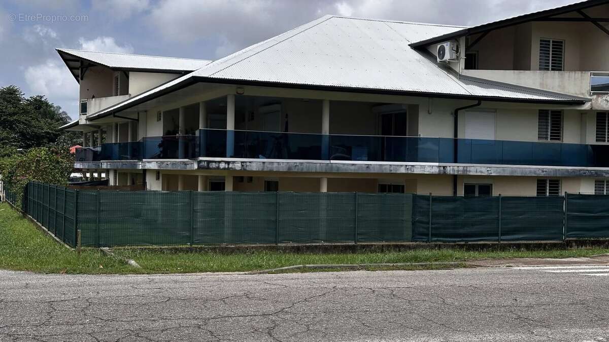 Appartement à REMIRE-MONTJOLY