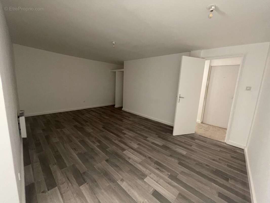 Appartement à CAUDRY