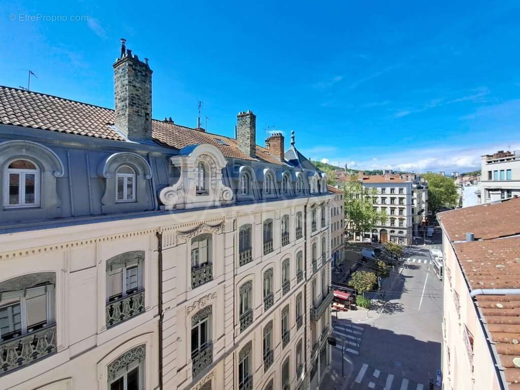 Appartement à LYON-1E