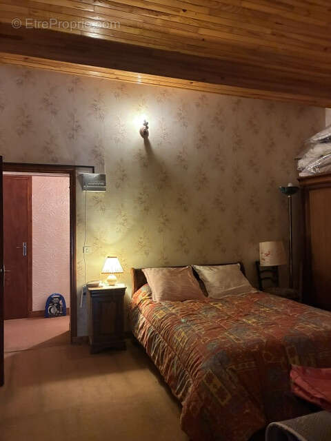 Appartement à BEAUFORT-SUR-GERVANNE