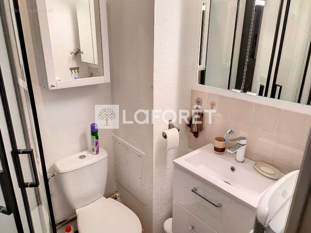 Appartement à VARAVILLE