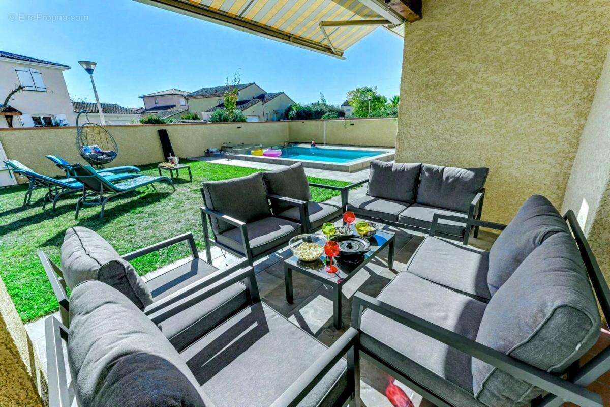 Maison familiale t7   180 m2   piscine   panneaux solaires - photo 14