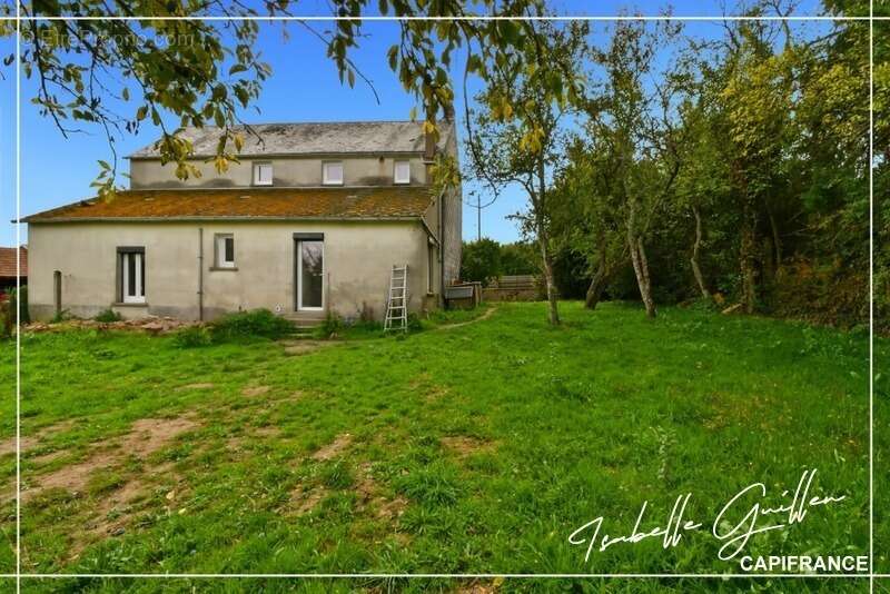 Maison à SAINT-SATURNIN