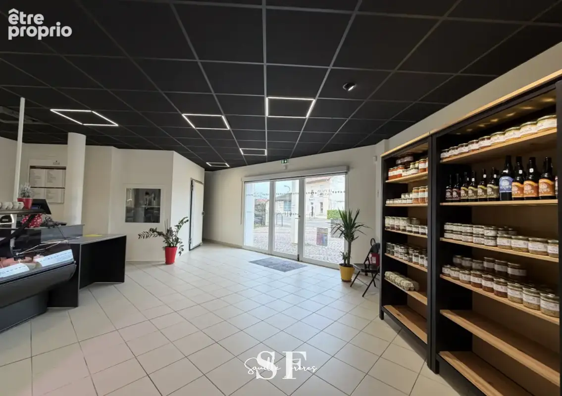 Agen rive droite - local commercial loue - photo 2